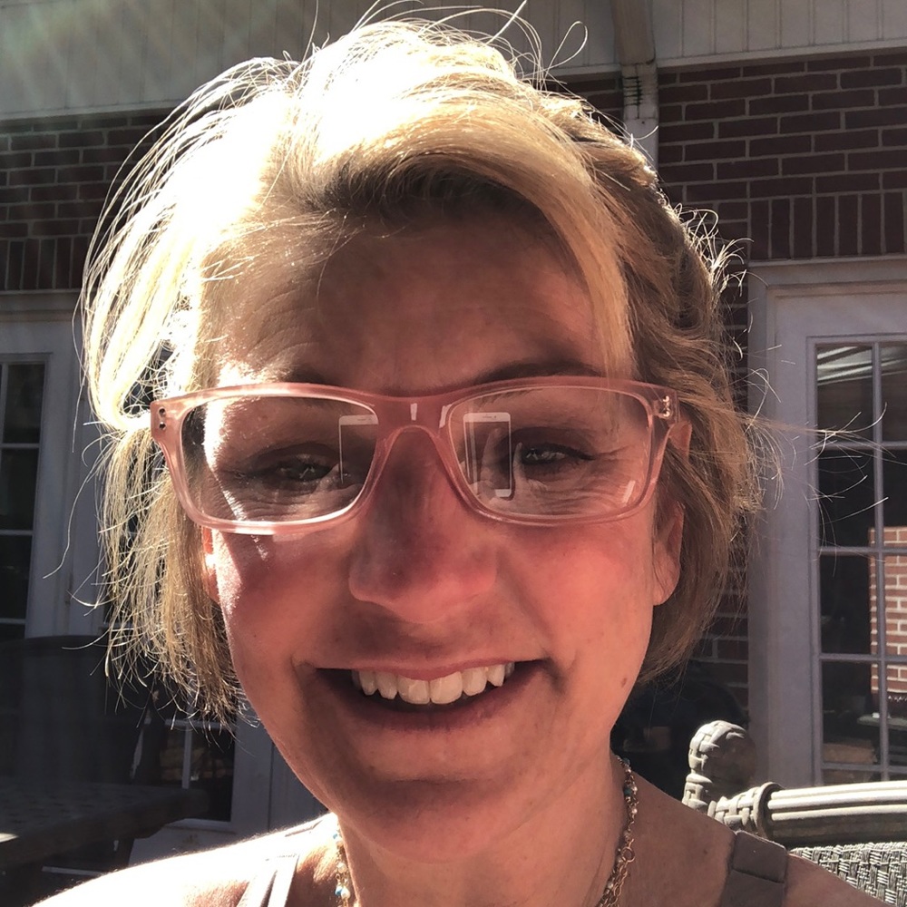 Meet your Posher, Ashley